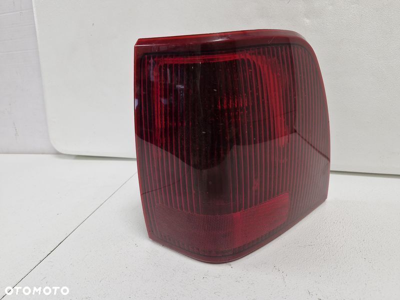 lincoln navigator 2 ii lampa prawy tył prawa tylna w błotnik - 3