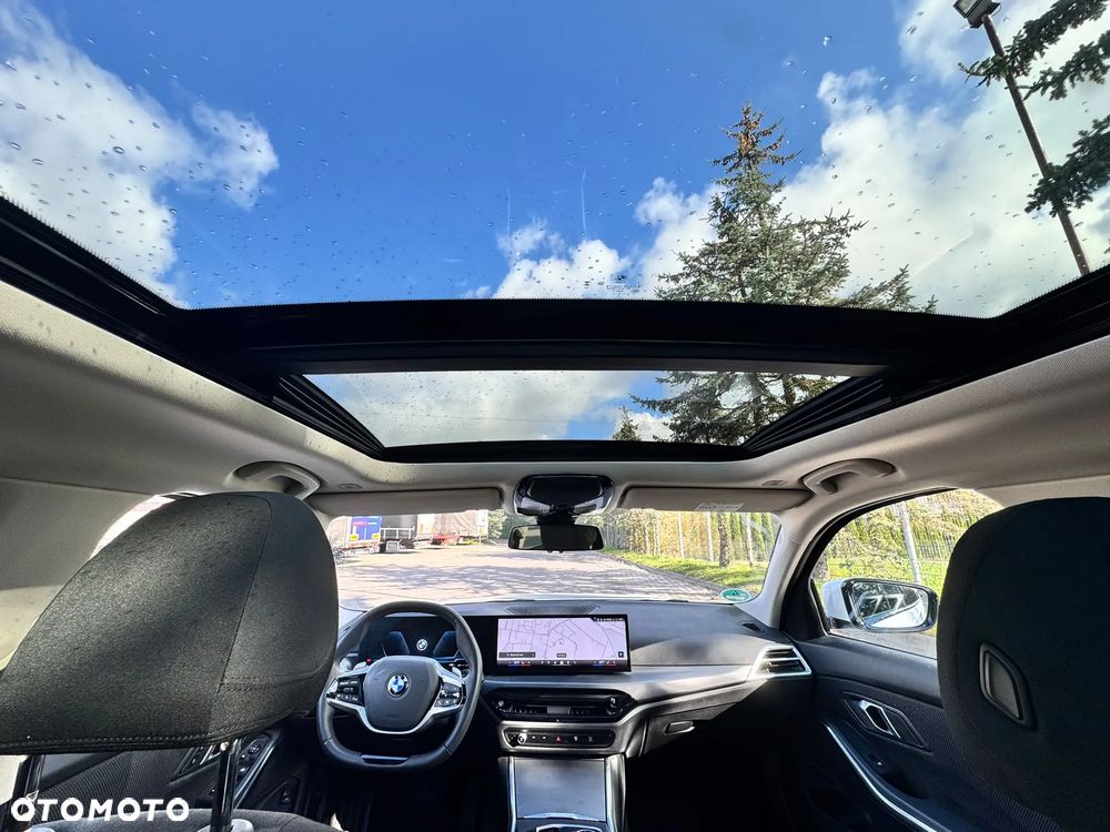 BMW Seria 3 318i - 17
