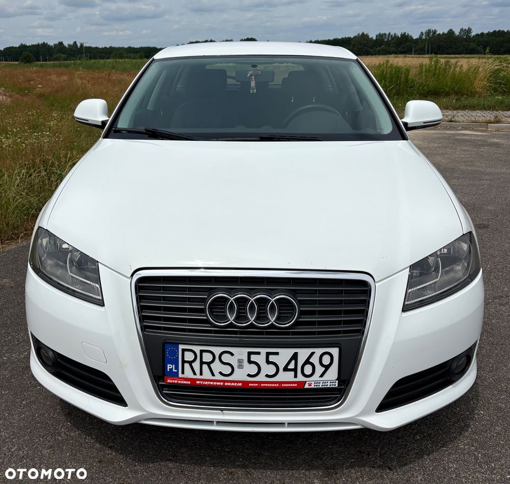Audi A3 Sportback 1.6 TDI DPF Attraction - 2