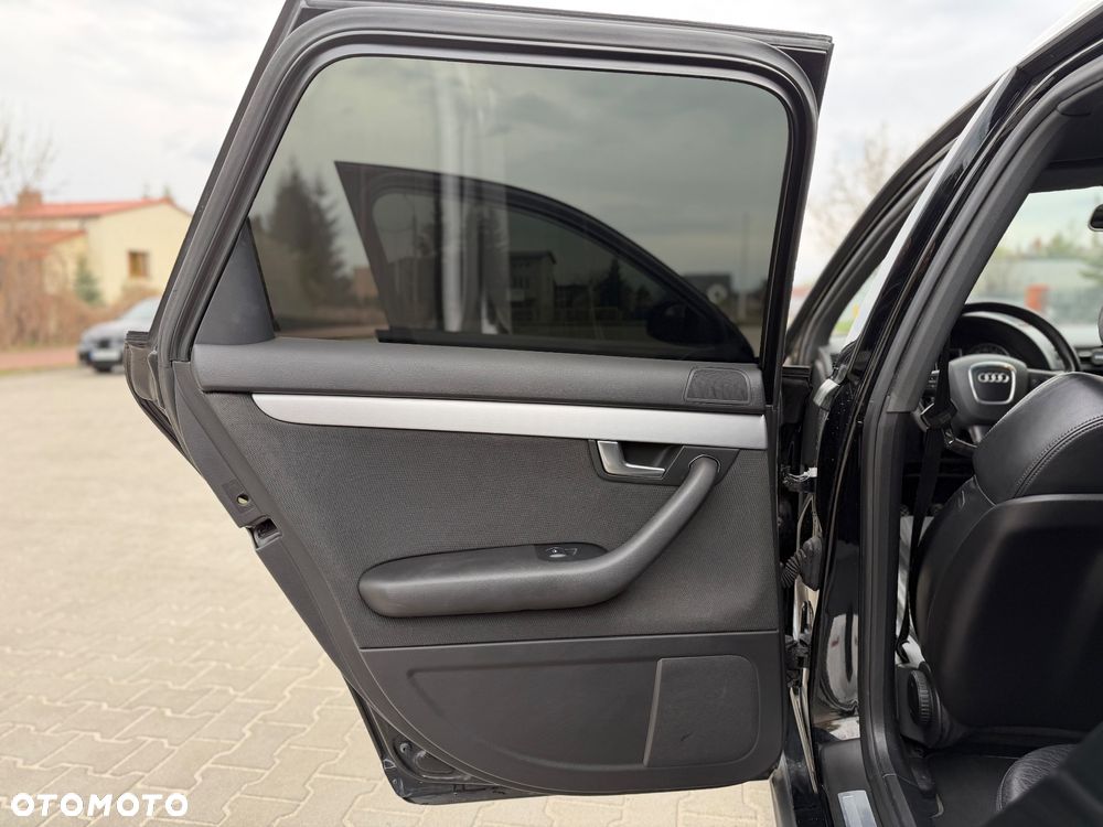 Audi A4 Avant 1.8T - 22