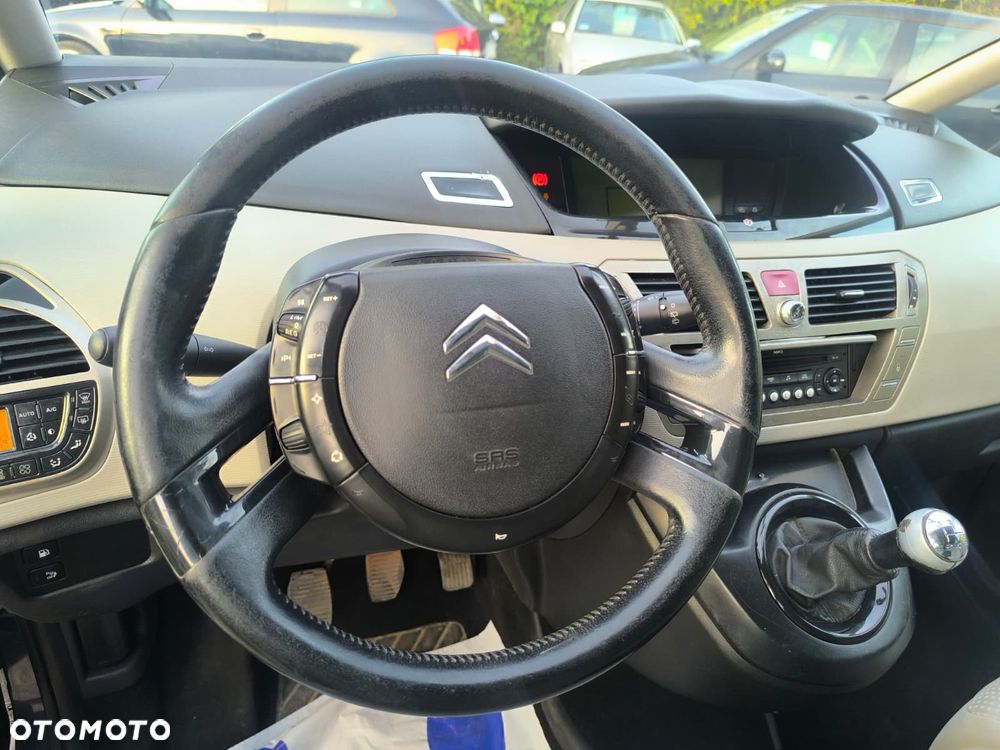 Citroën C4 Picasso - 9