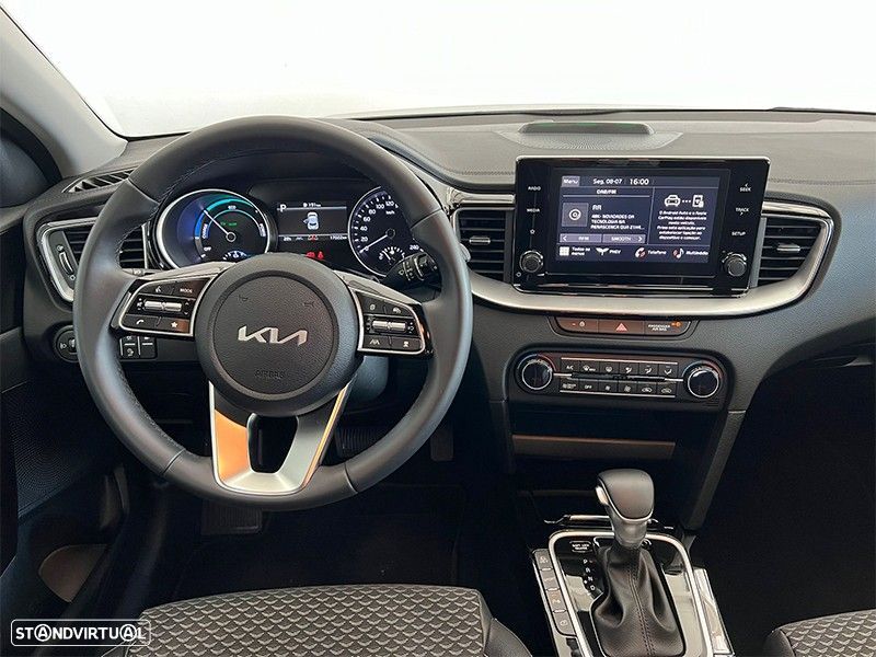Kia XCeed 1.5 T-GDI Tech 7DCT - 9