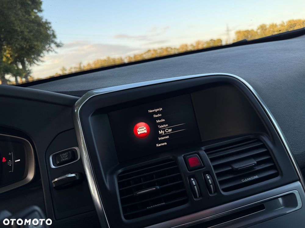 Volvo XC 60 D3 Momentum - 14