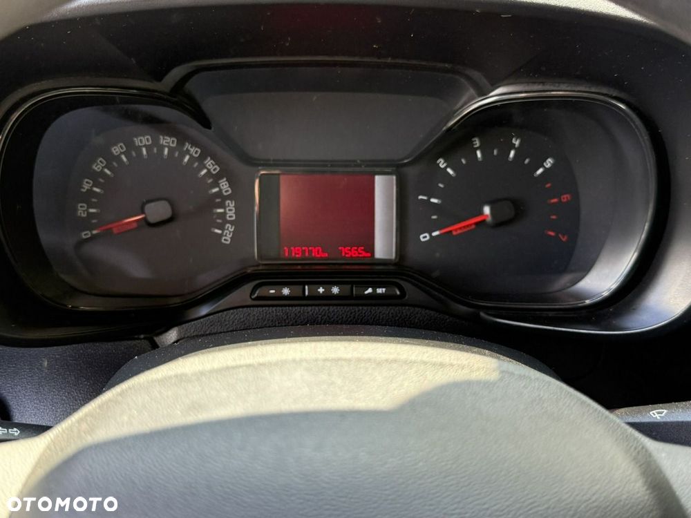 Toyota Proace City - 9