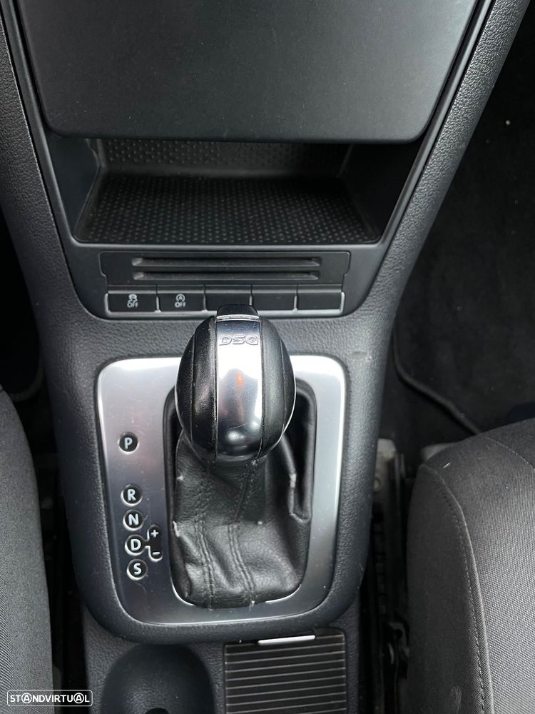 VW Golf Plus 1.6 TDi DPF BlueMotion DSG Comfortline - 10