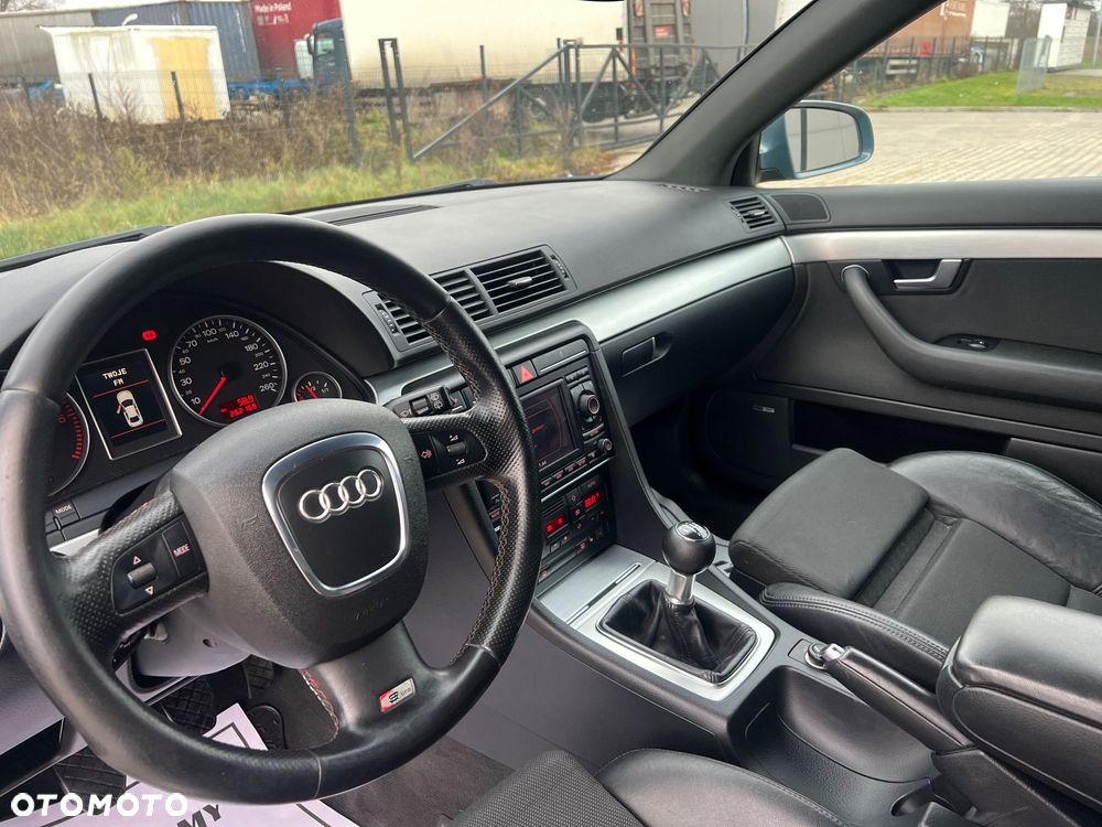 Audi A4 Avant 2.0 TDI DPF - 17