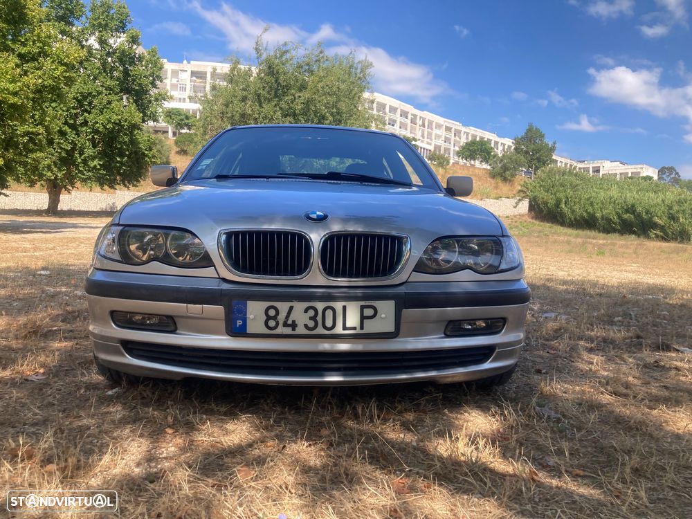 BMW 323 - 1