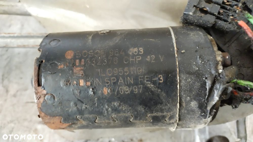MECHANIZM WYCIERACZEK BOSCH 964 763 - 2