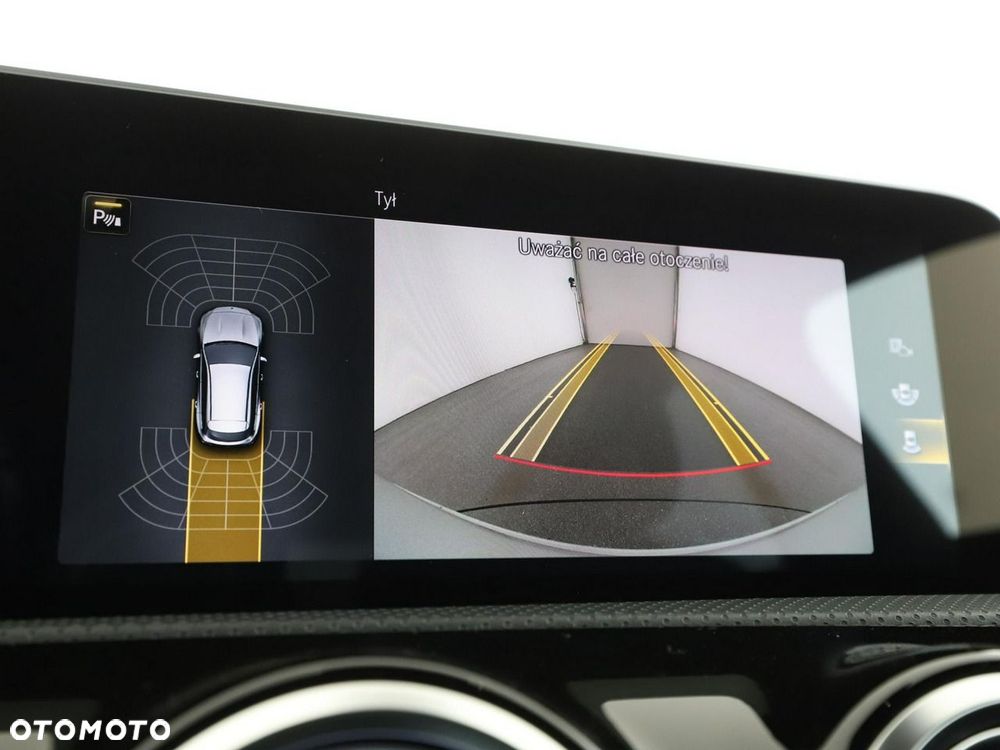 Mercedes-Benz CLA 180 Progressive - 29