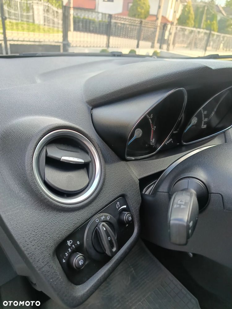 Ford Fiesta 1.25 Silver X (Trend) EU5 - 20