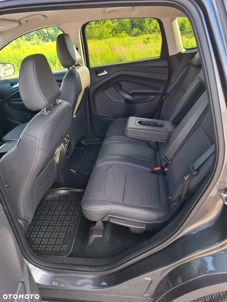 Ford Kuga 1.5 EcoBoost 2x4 Titanium - 7