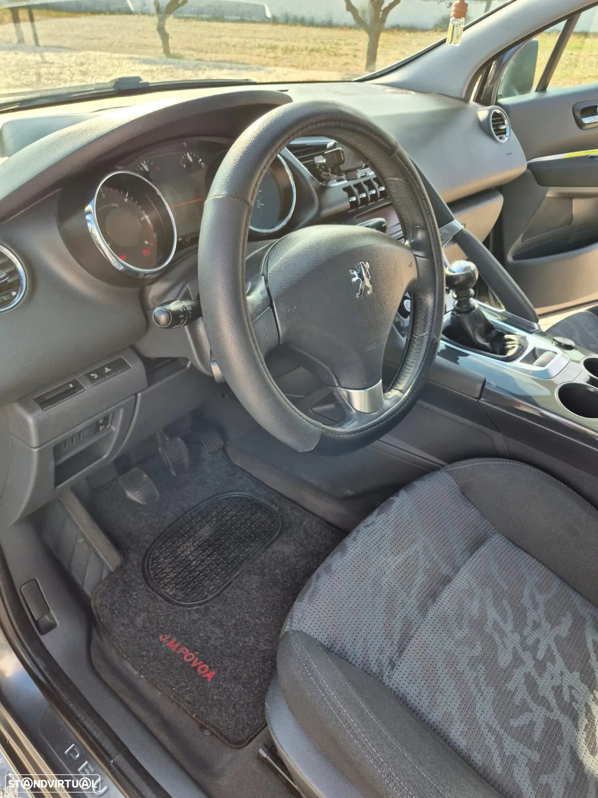 Peugeot 3008 1.6 HDi Executive - 8
