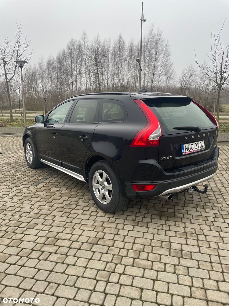Volvo XC 60 - 4