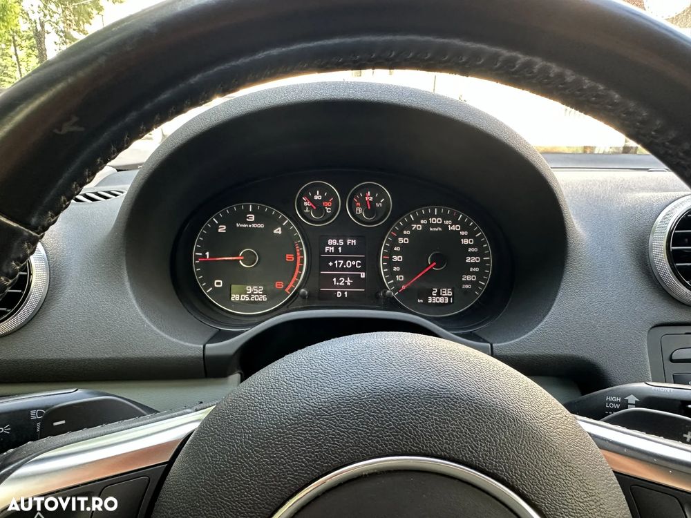 Audi A3 2.0 TDI DPF S tronic S line Sportpaket - 9