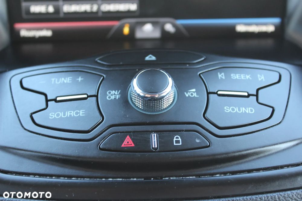 Ford Kuga 2.0 TDCi 2x4 Trend - 19