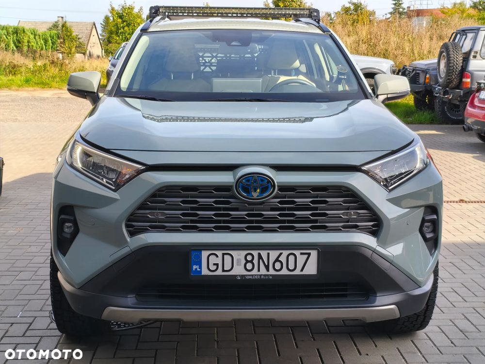 Toyota RAV4 - 7