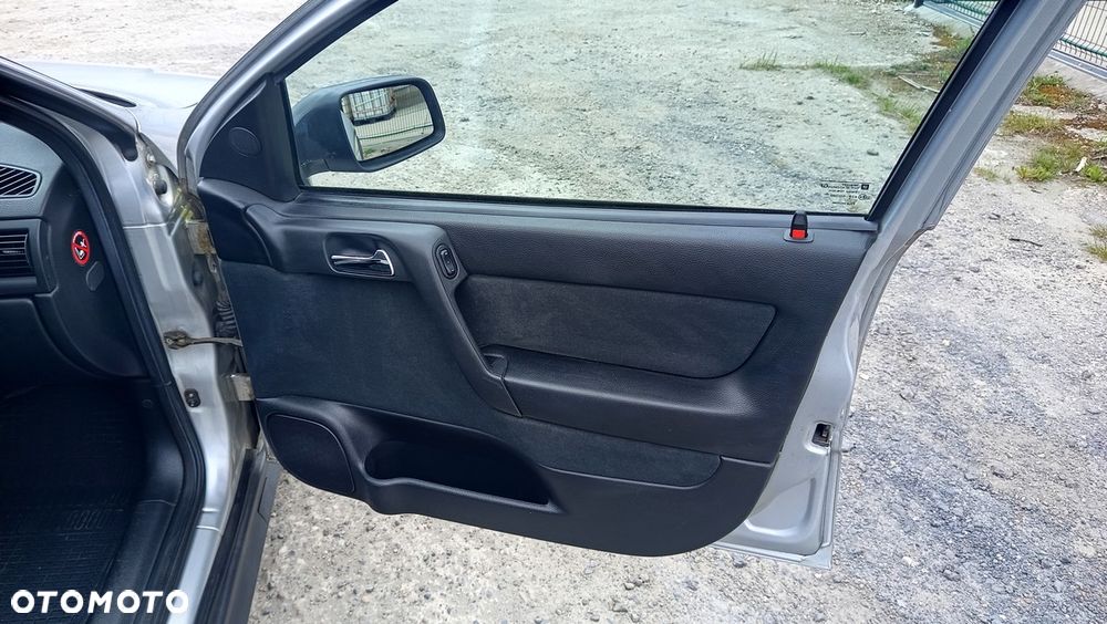 Opel Astra - 20