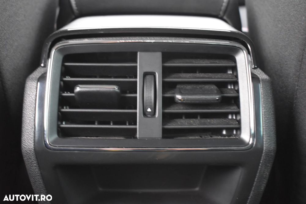 Skoda Karoq 2.0 TDI DSG Selection - 34