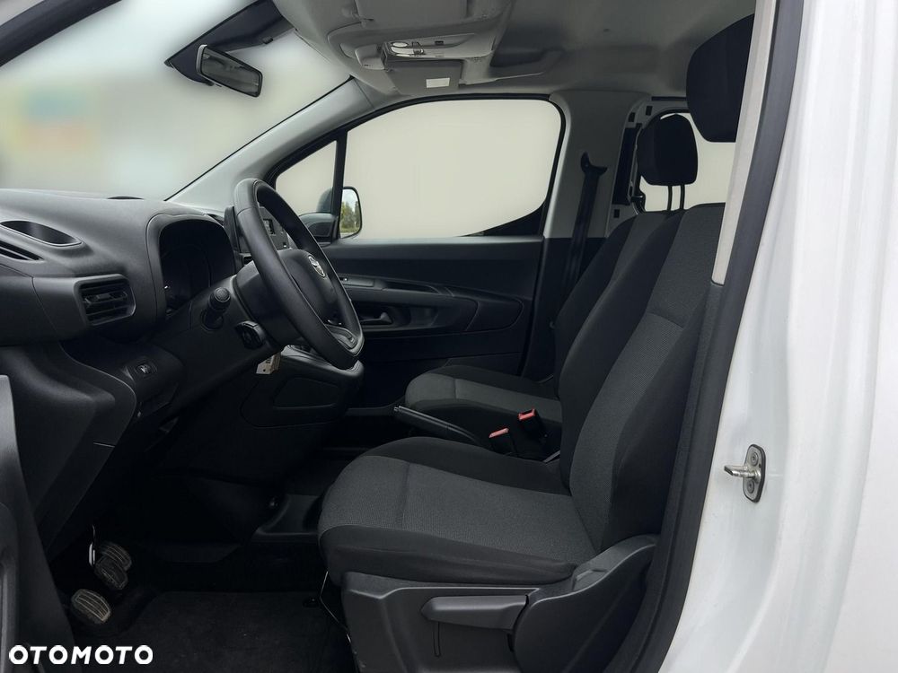 Toyota Proace City Verso 1.5 D-4D Combi - 12