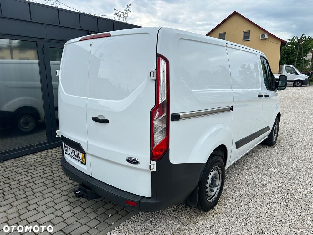 Ford TRANSIT CUSTOM - 6