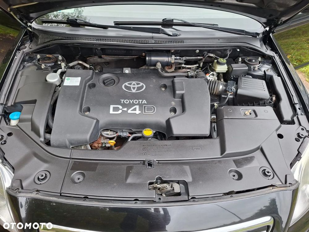 Toyota Avensis 2.0 D-4D Sol - 13