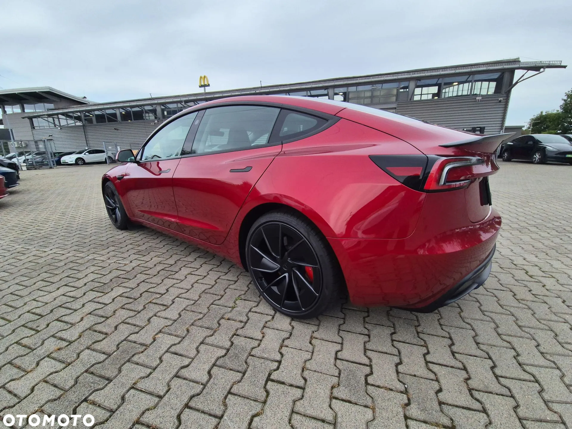 Tesla Model 3 Performance AWD - 4