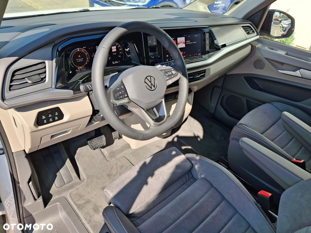Volkswagen Multivan - 21