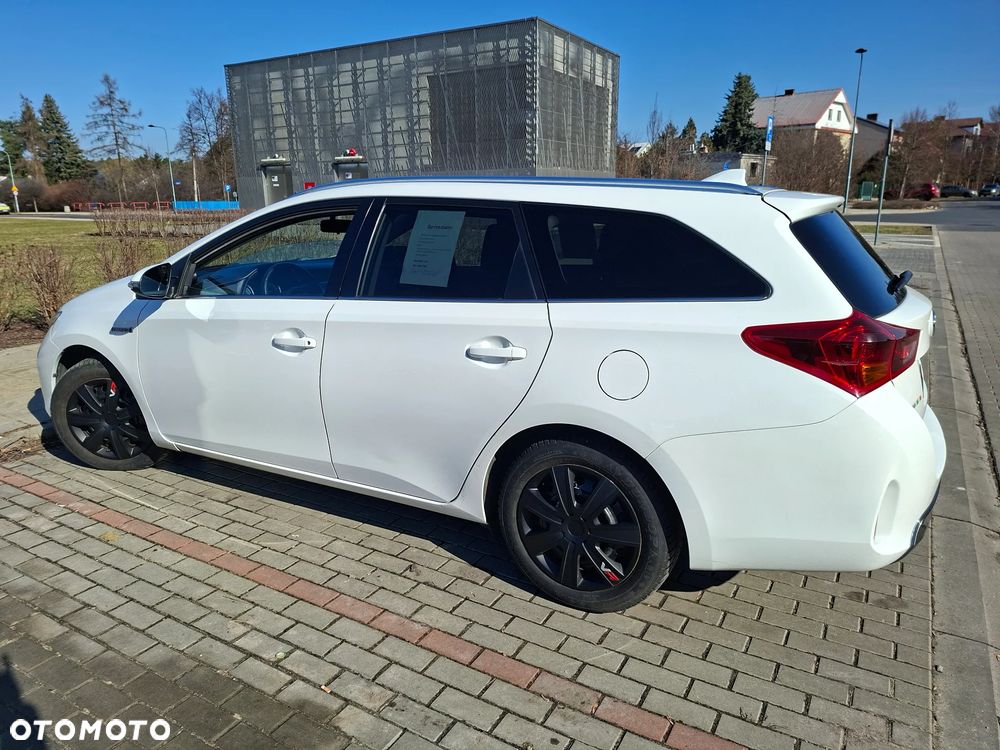 Toyota Auris Hybrid 135 Active - 15
