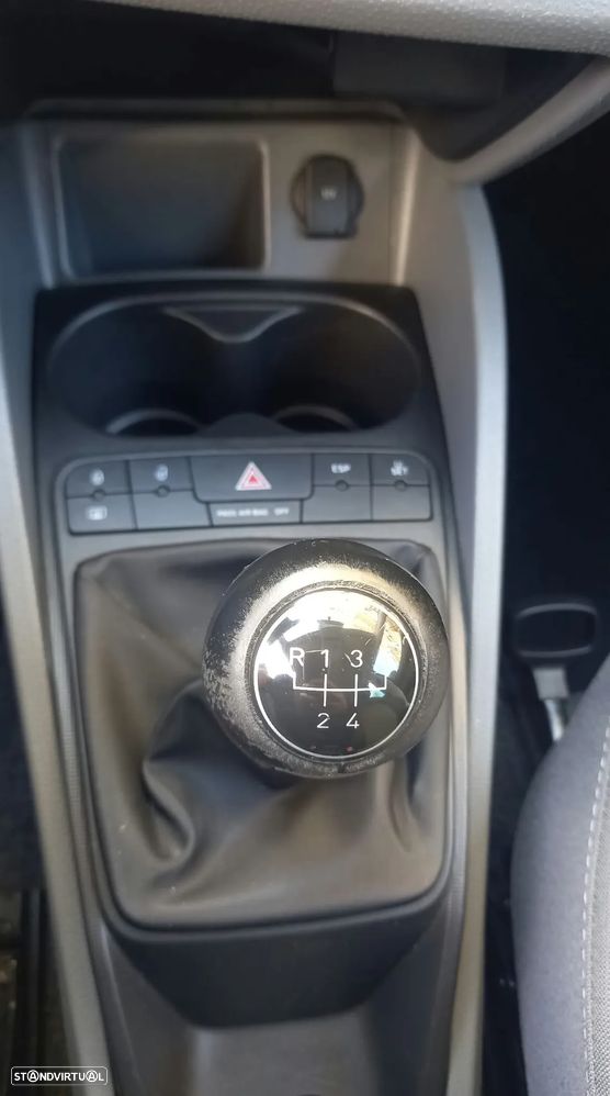 SEAT Ibiza ST 1.6 TDi Style DPF - 17