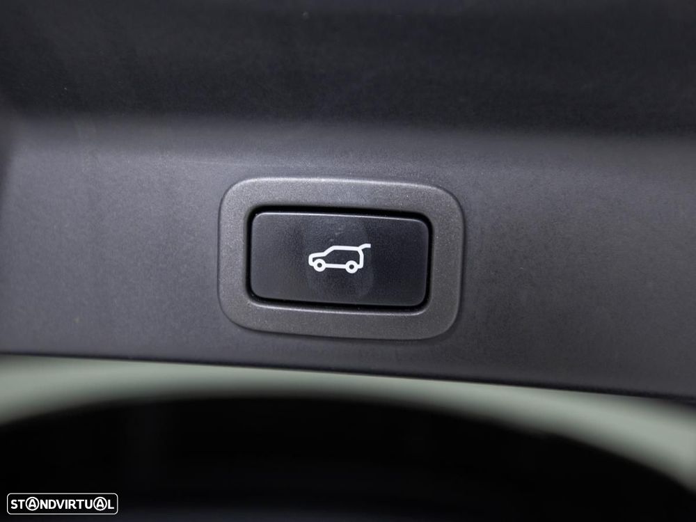 Jaguar F-Pace - 14