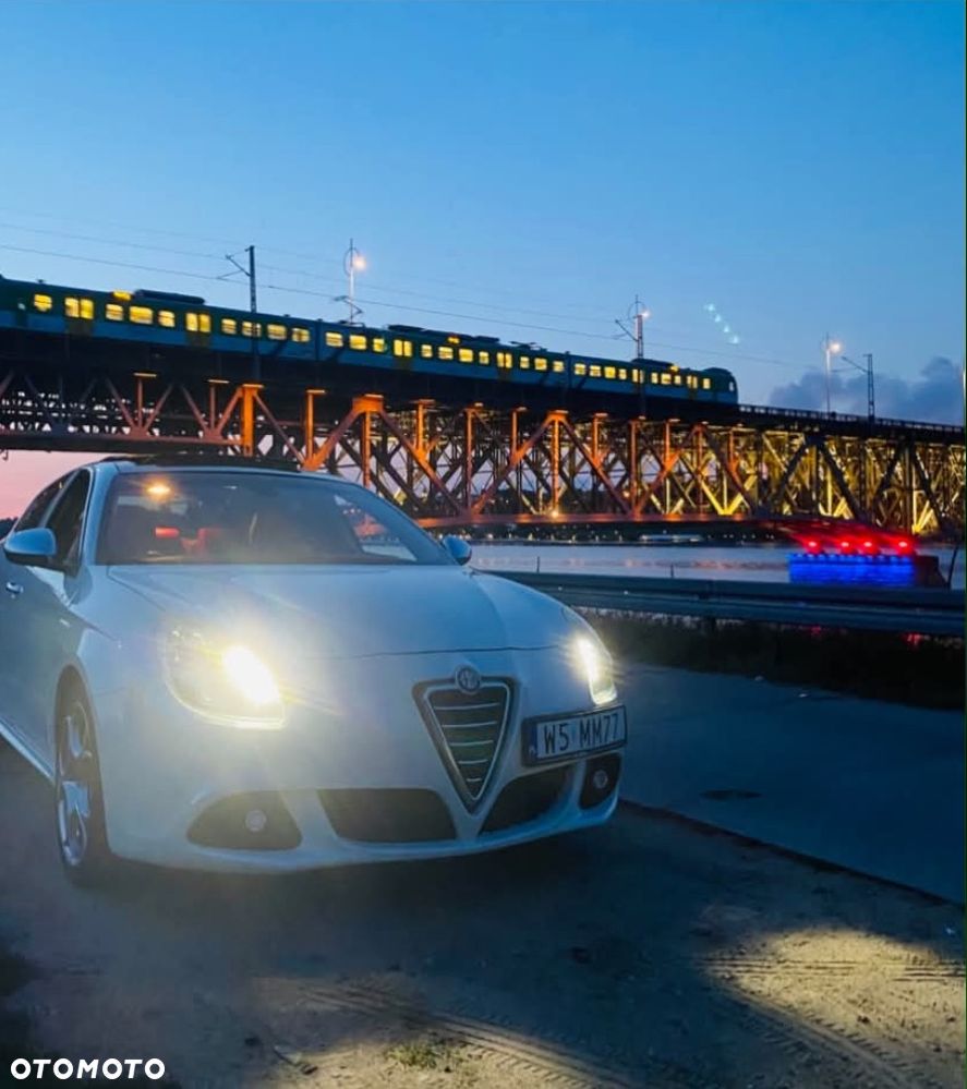Alfa Romeo Giulietta 2.0 JTDM Distinctive TCT - 3