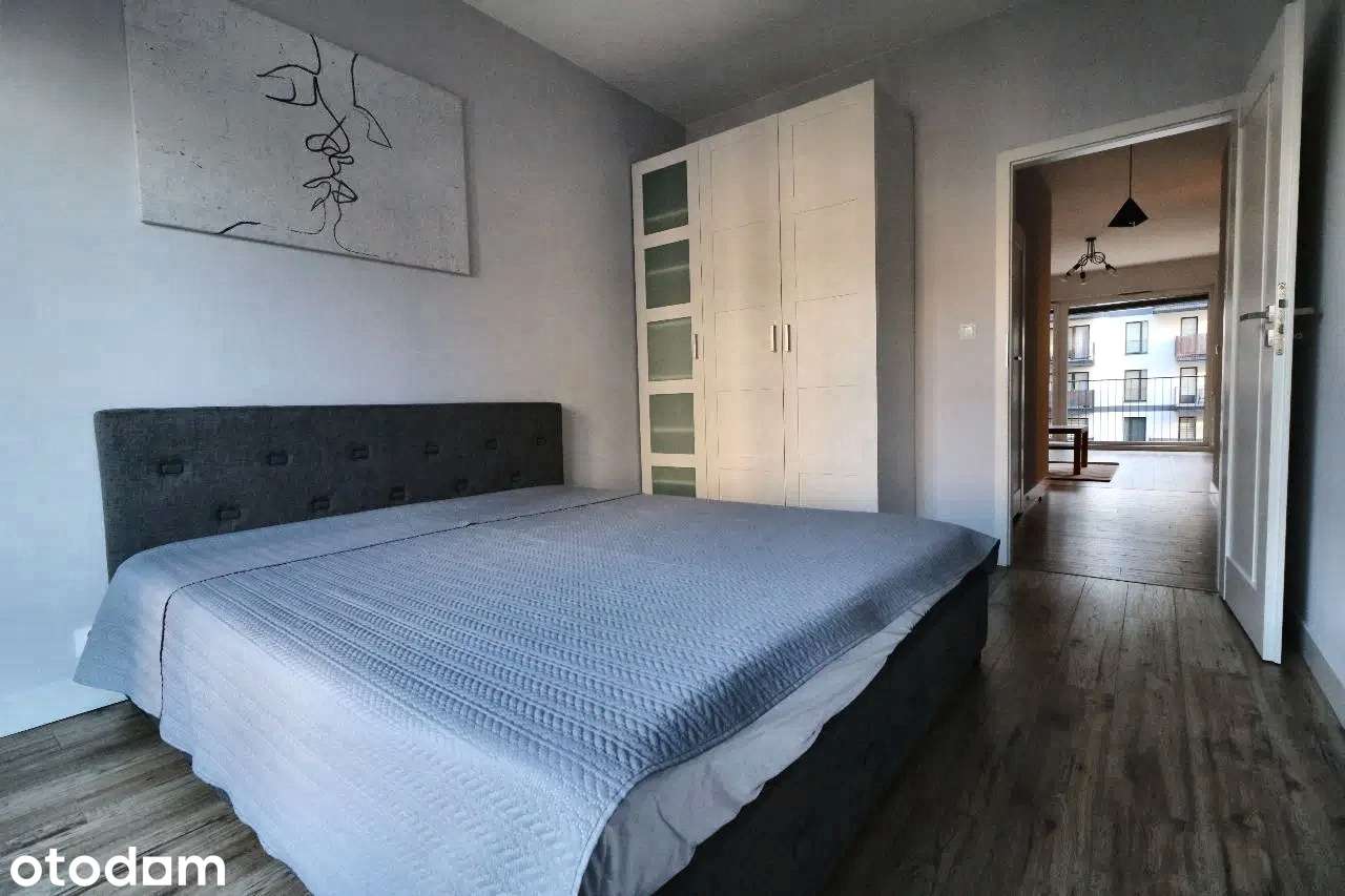 Do wynajęcia w pełni umeblowane 2 pokojowe 48m2 garaż w cenie