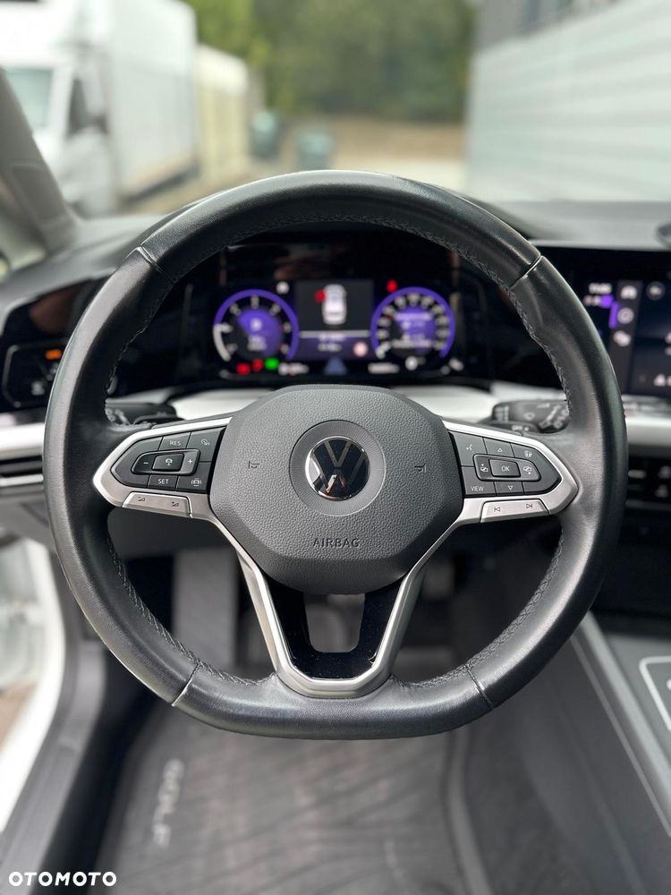 Volkswagen Golf 2.0 TDI SCR DSG Life - 18