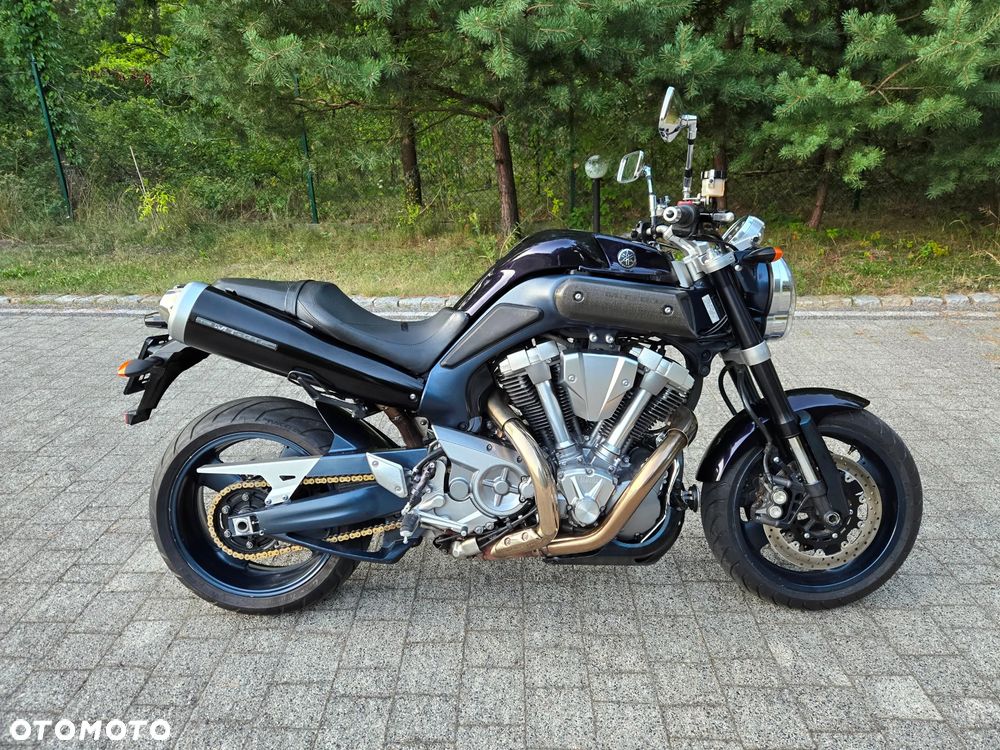 Yamaha MT - 4