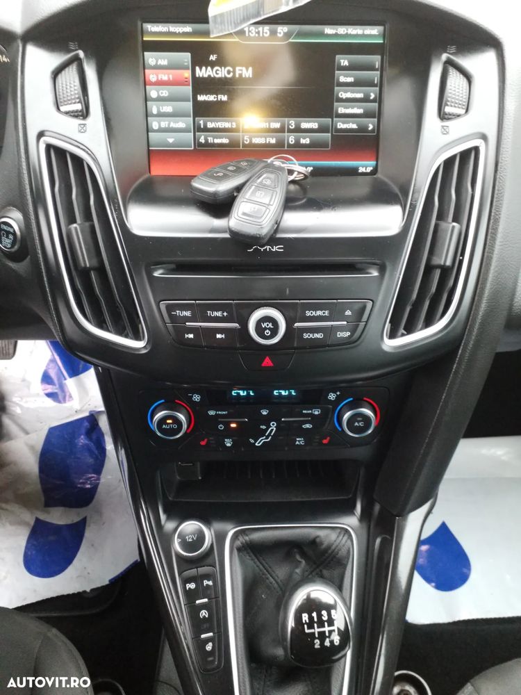 Ford Focus 1.5 TDCi DPF Start-Stopp-System Titanium - 8