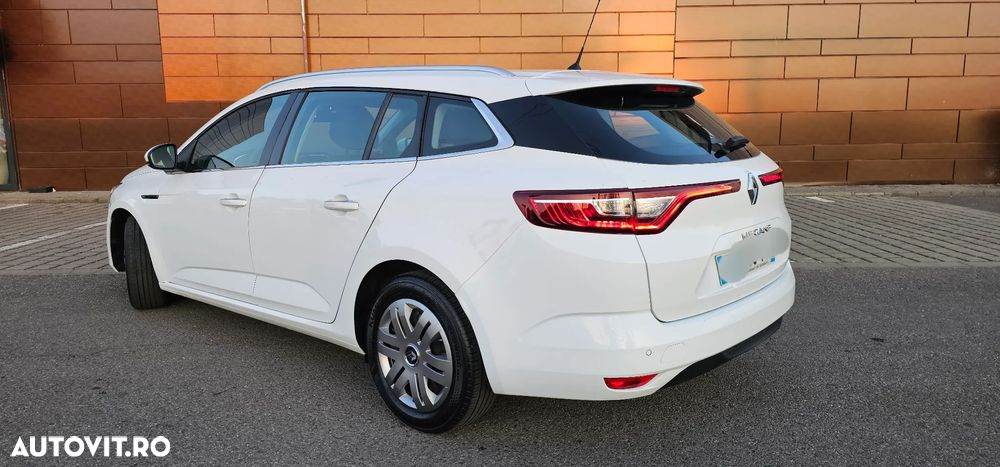 Renault Megane Blue dCi 116 EDC Intens - 9