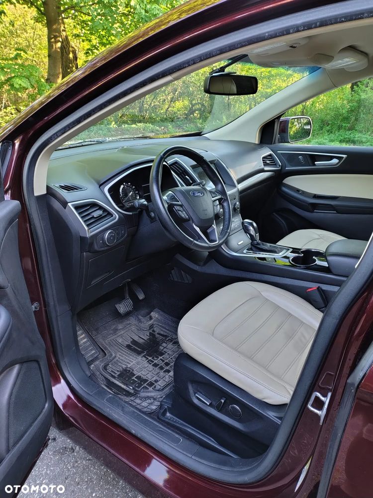 Ford Edge - 9