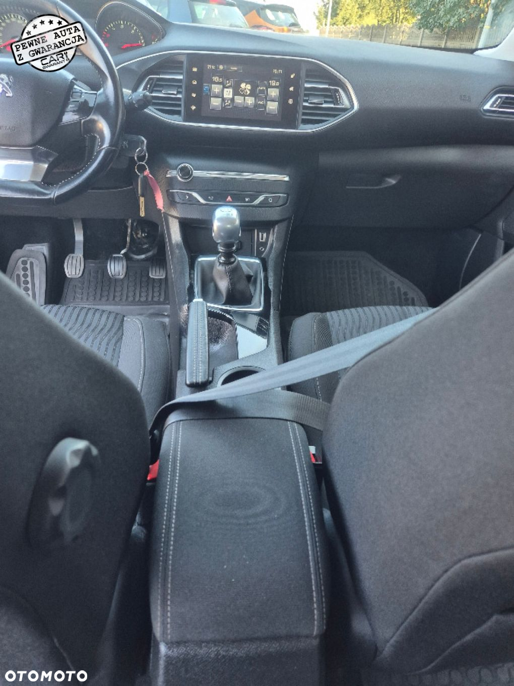 Peugeot 308 1.6 BlueHDi Allure S&S - 16
