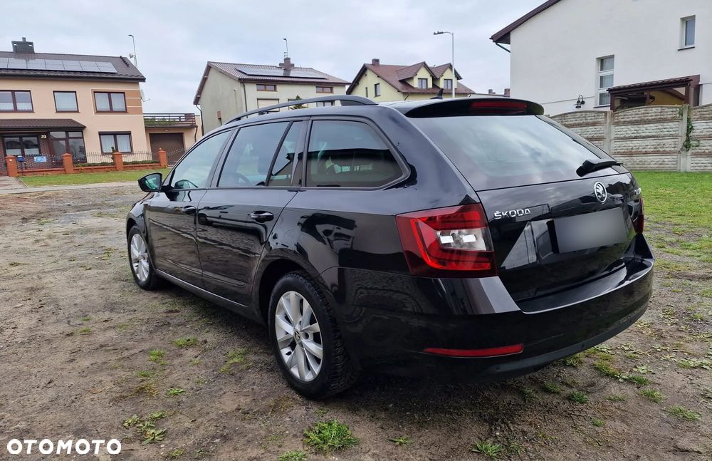Skoda Octavia 2.0 TDI Style DSG - 6