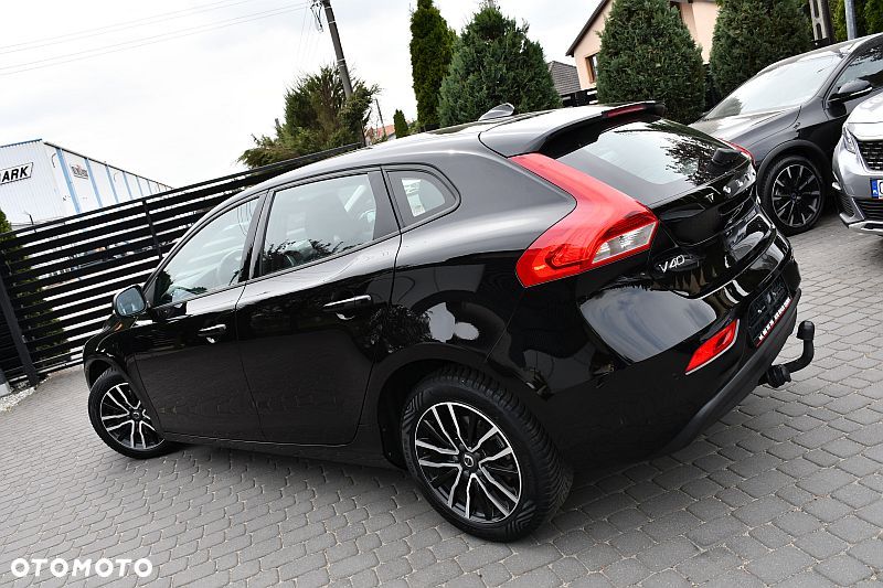 Volvo V40 T2 Momentum - 3