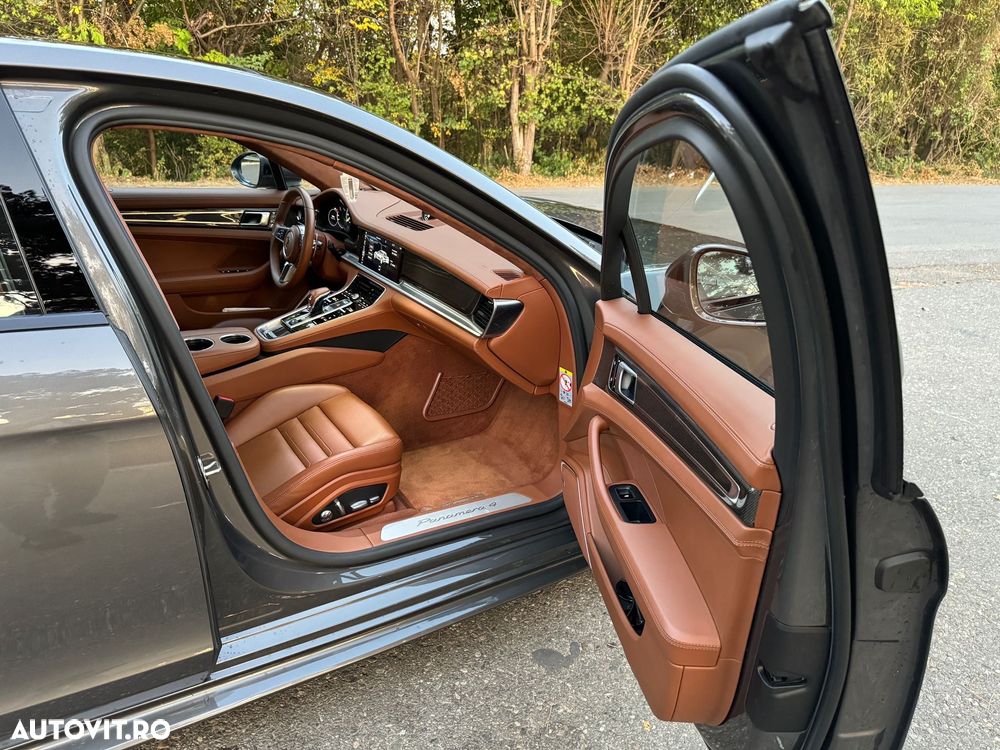 Porsche Panamera 4 E-Hybrid - 5