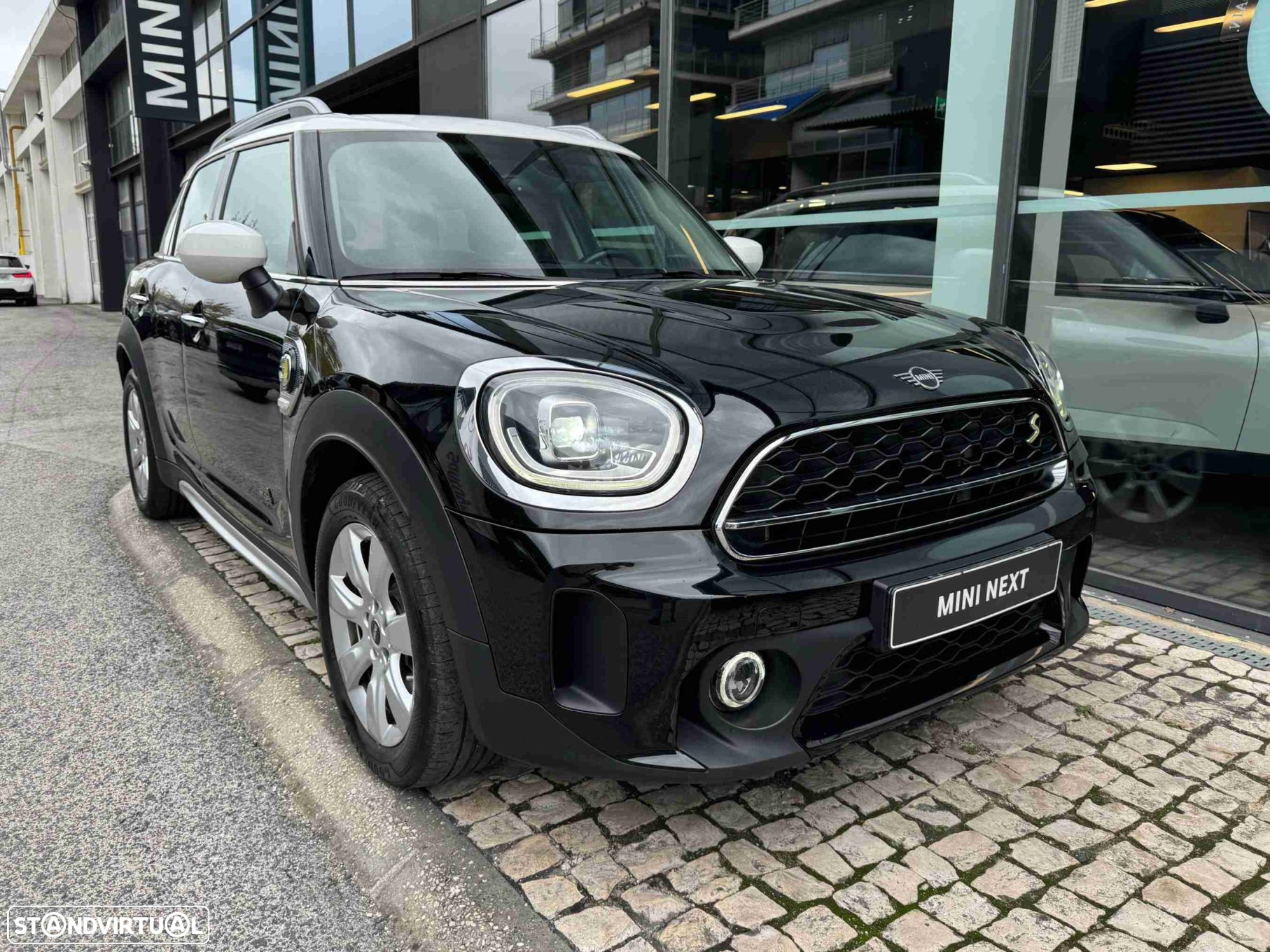 MINI Countryman Cooper SE ALL4 Auto - 3