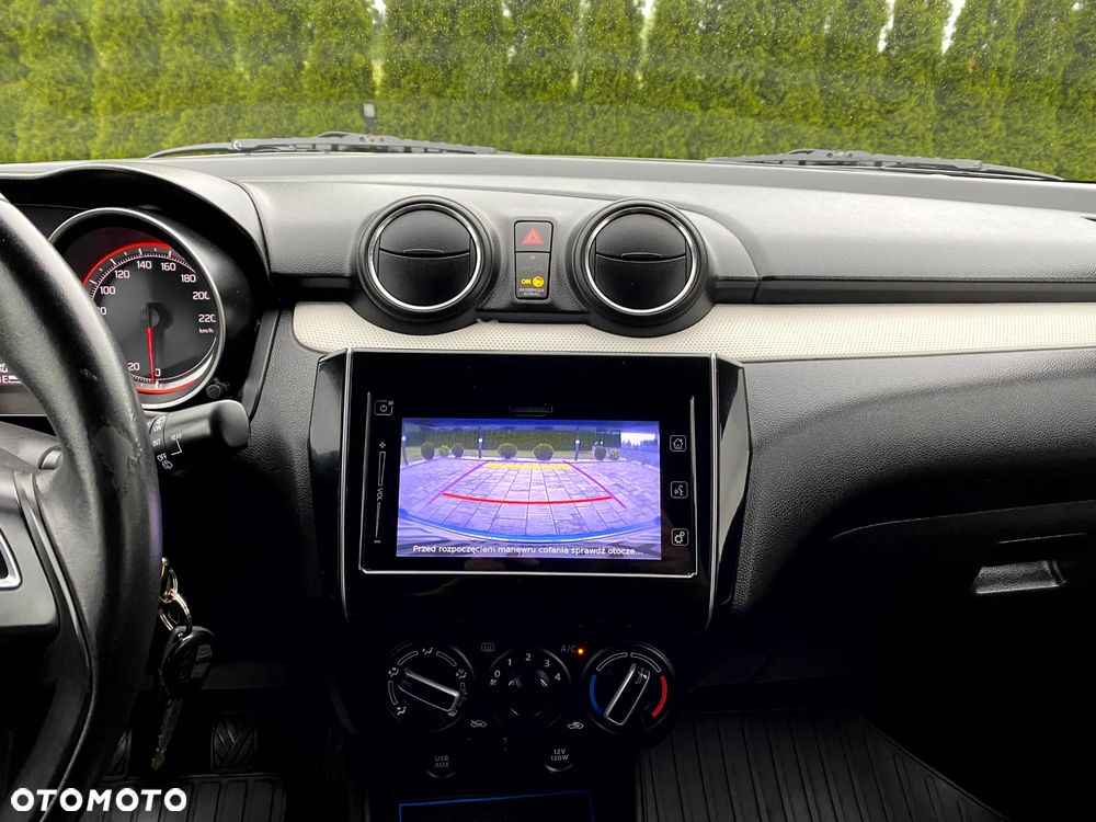 Suzuki Swift - 7