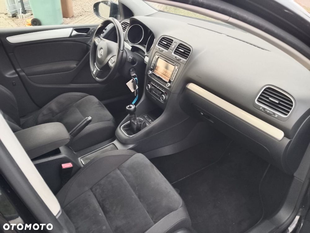 Volkswagen Golf - 14