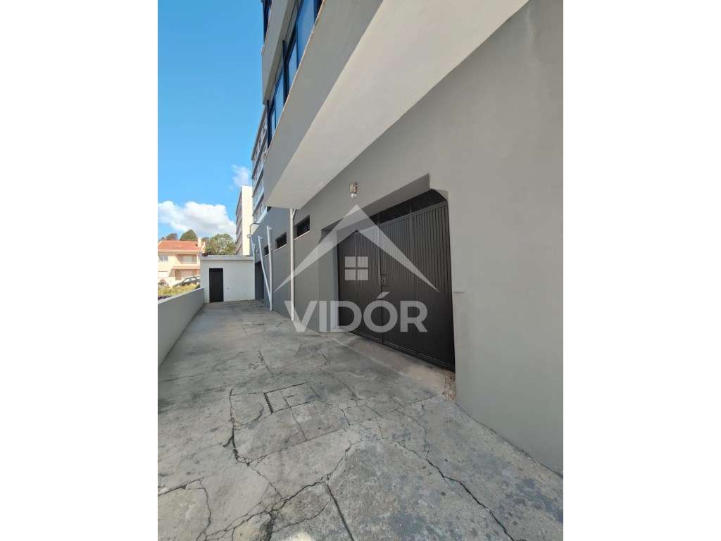 Garagem Edifício Portelinha Fânzeres - Grande imagem: 2/6