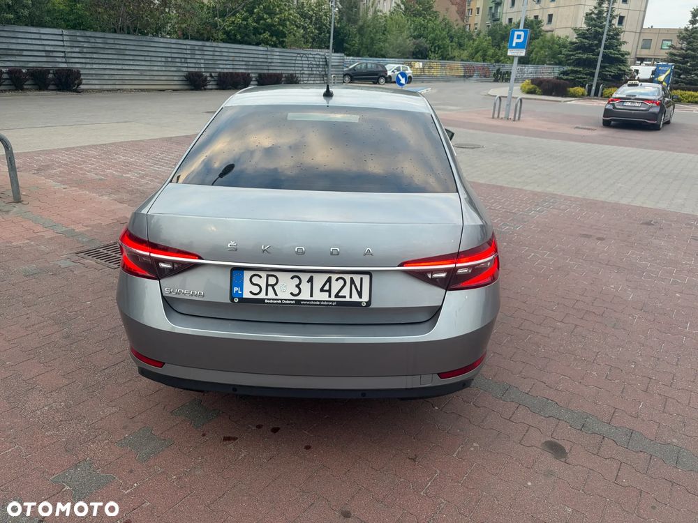 Skoda Superb 1.5 TSI Ambition - 10