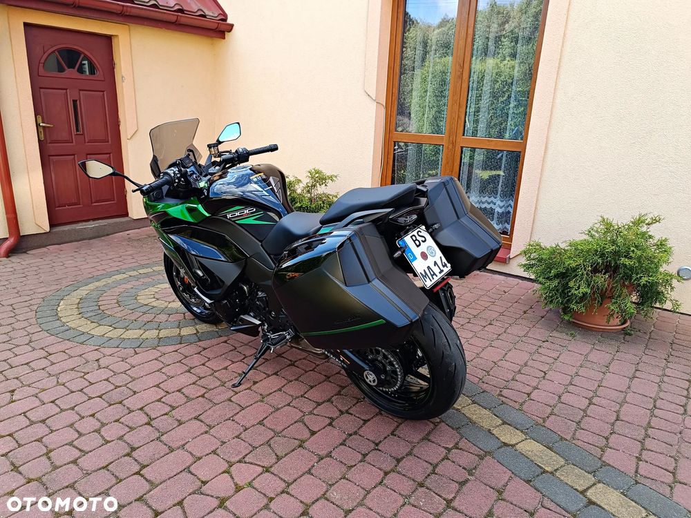 Kawasaki Ninja 1000 SX - 7