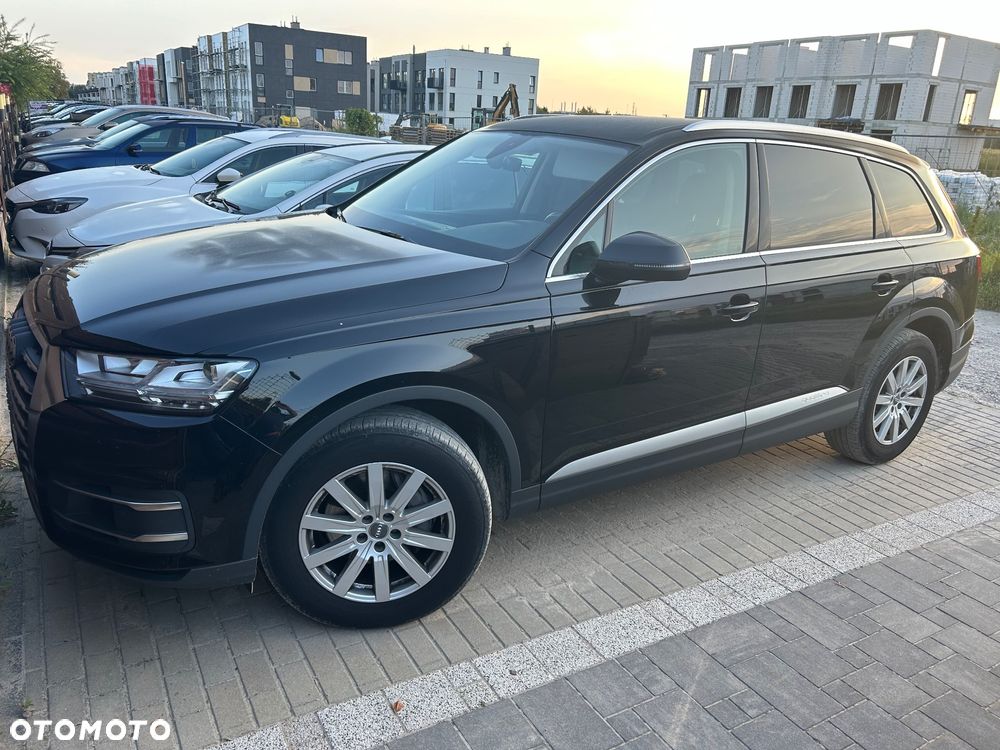 Audi Q7 - 1