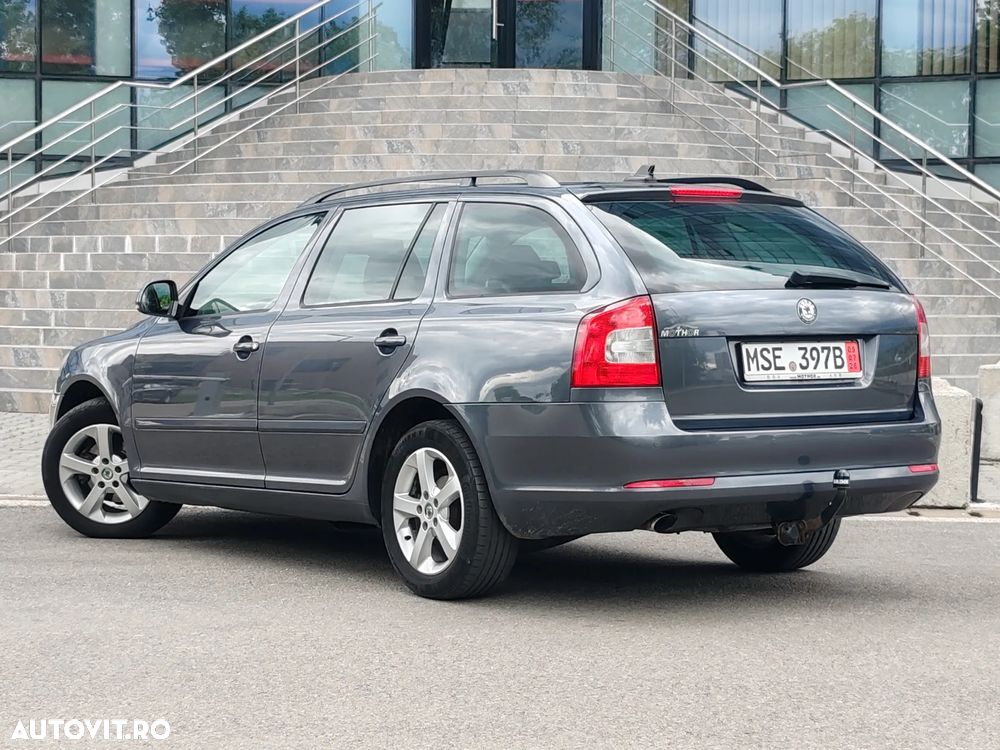 Skoda Octavia 1.6 TDI ELEGANCE DSG - 8