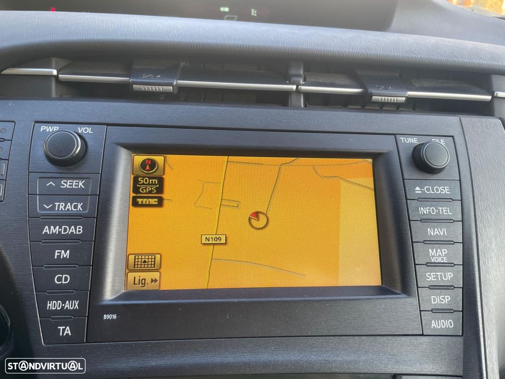 Toyota Prius 1.8 Exclusive - 21